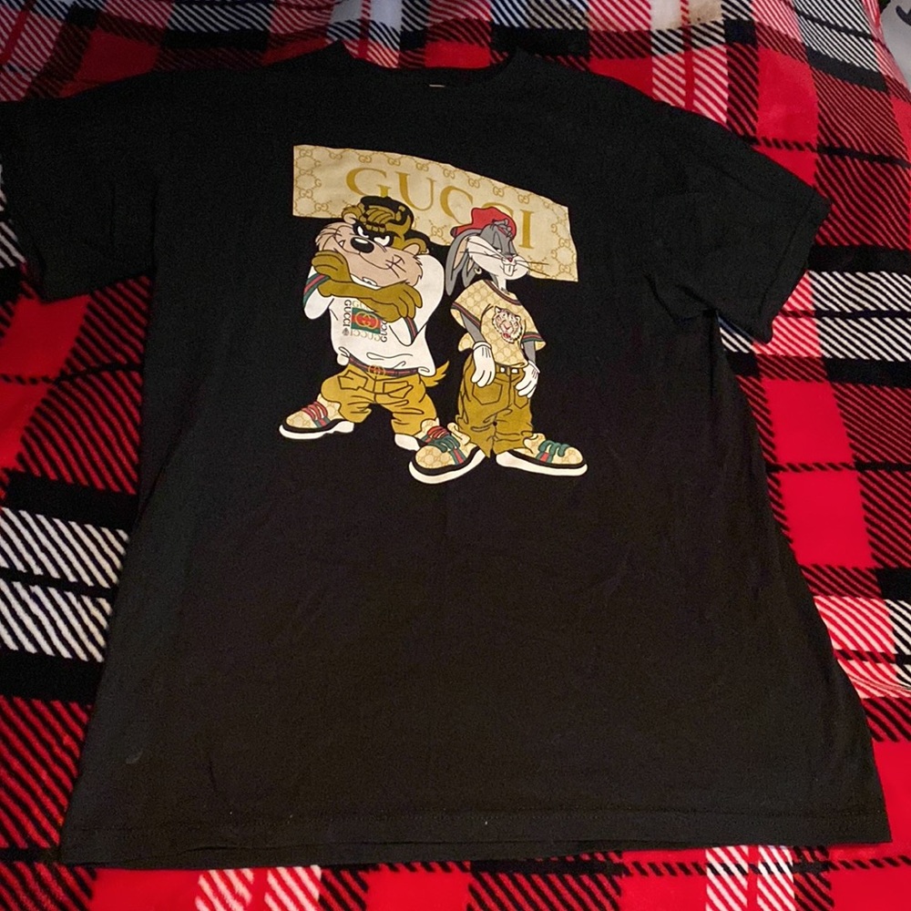bugs bunny T-shirt medium